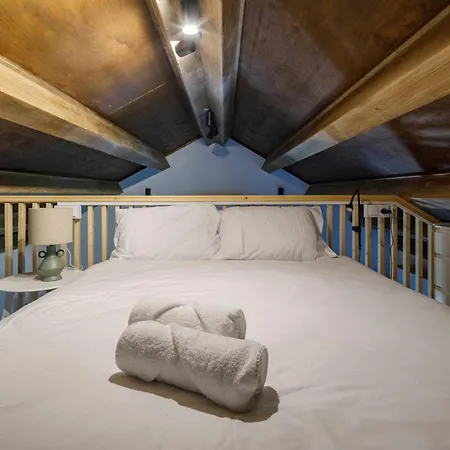 Hermoso Molino A Pie De Rio By Comarca de Vigo