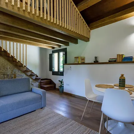 Chalet Hermoso Molino A Pie De Rio By *