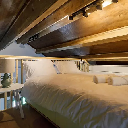 Chalet Hermoso Molino A Pie De Rio By *