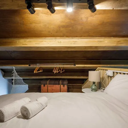 Chalet Hermoso Molino A Pie De Rio By Comarca de Vigo