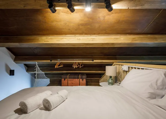 Chalet Hermoso Molino A Pie De Rio By Comarca de Vigo